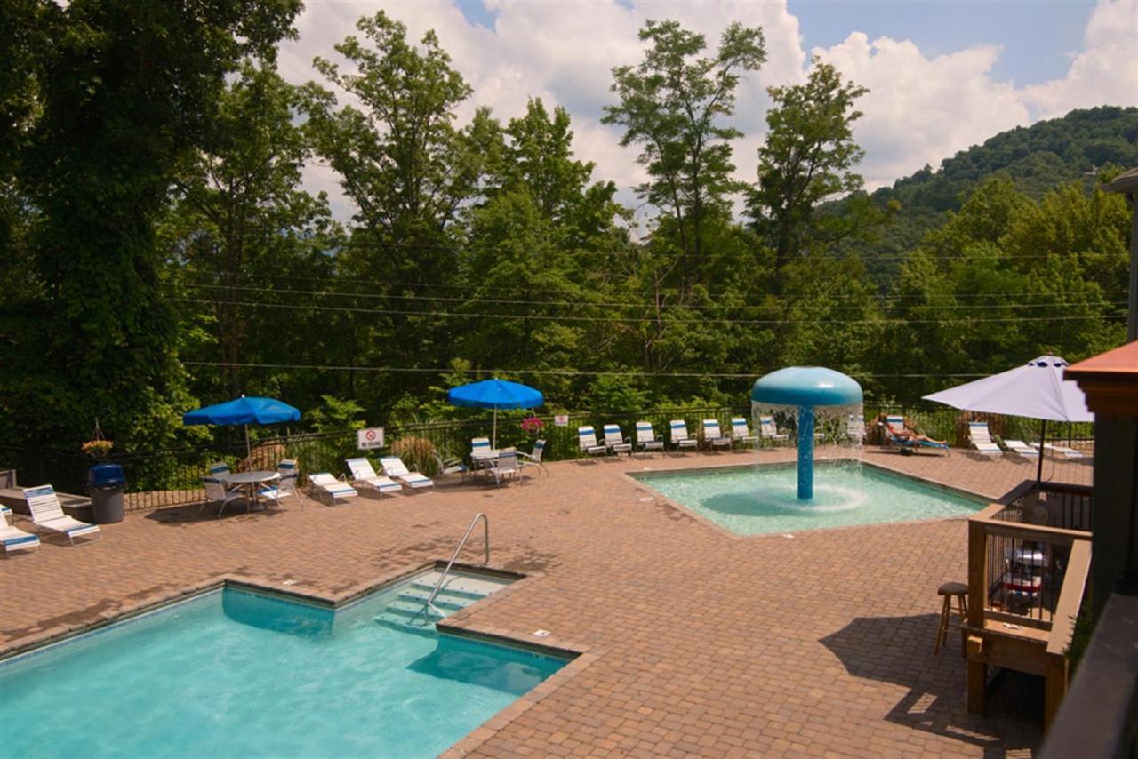 Mountain Springs Chalet Gatlinburg Exterior foto
