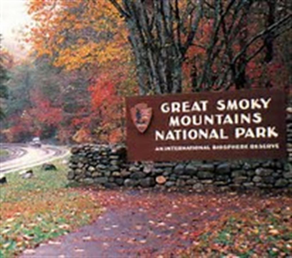 Mountain Springs Chalet Gatlinburg Exterior foto
