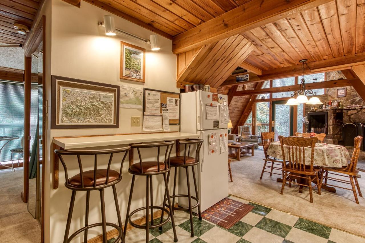 Mountain Springs Chalet Gatlinburg Exterior foto