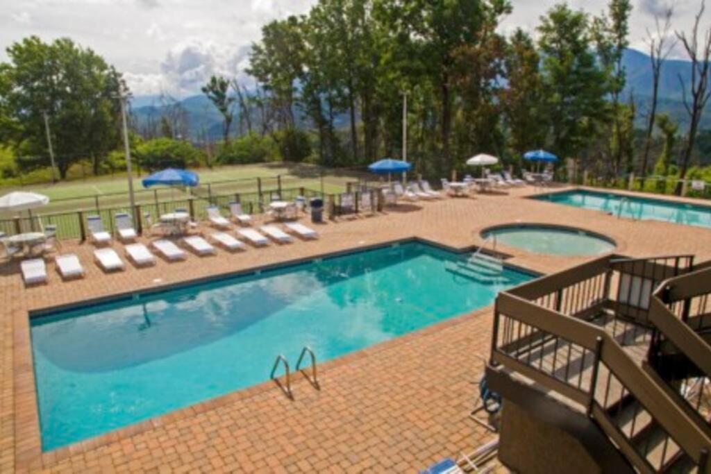 Mountain Springs Chalet Gatlinburg Exterior foto